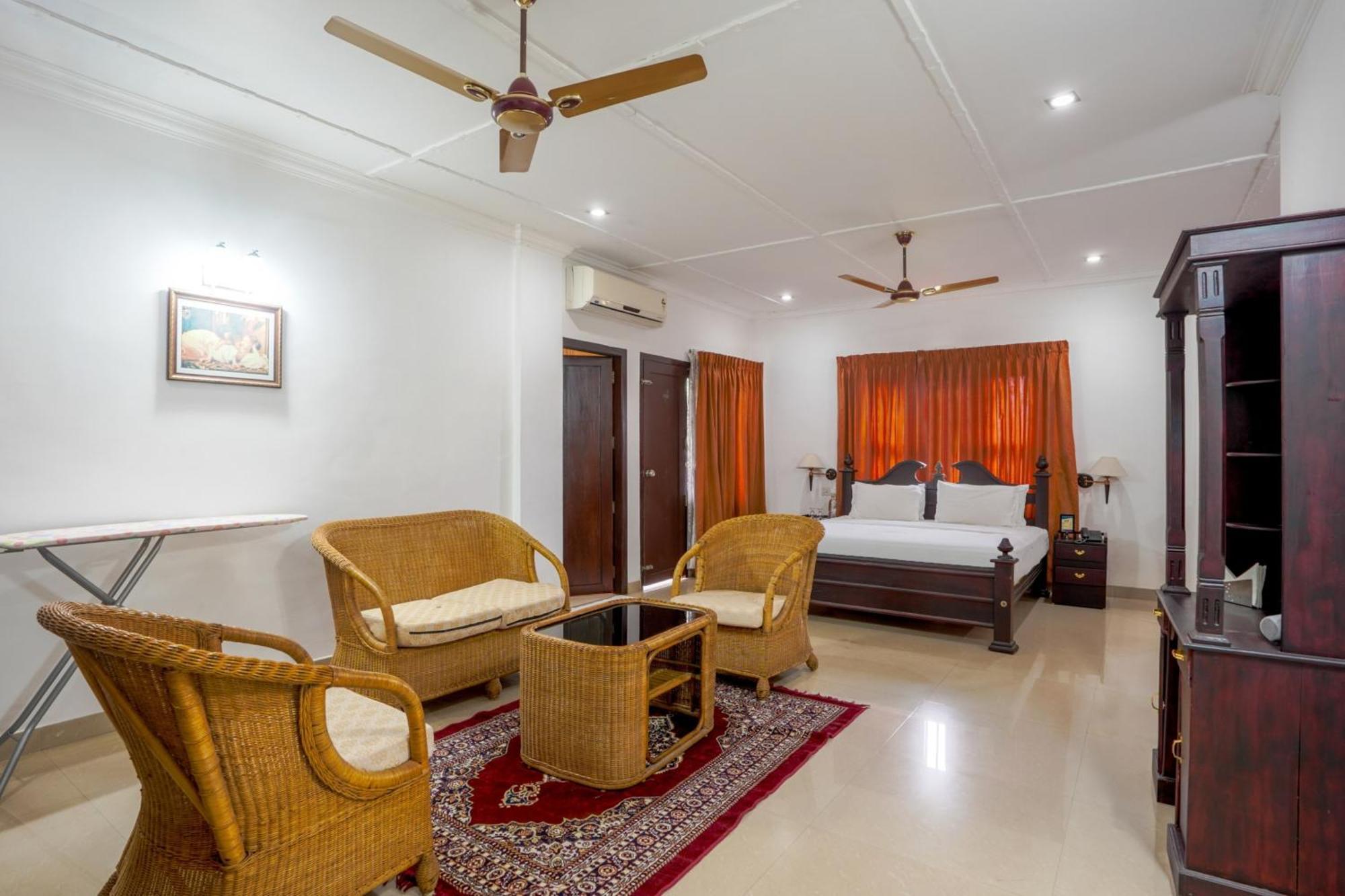 Palette Resorts- Tapovan Green County Thattakad Ngoại thất bức ảnh